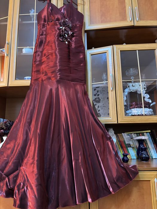 Rochie de seara tip sirena