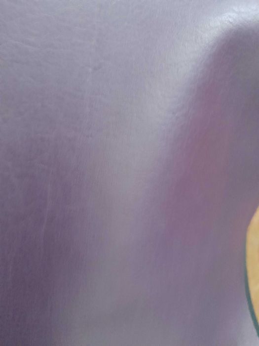 Кожа за тапициране