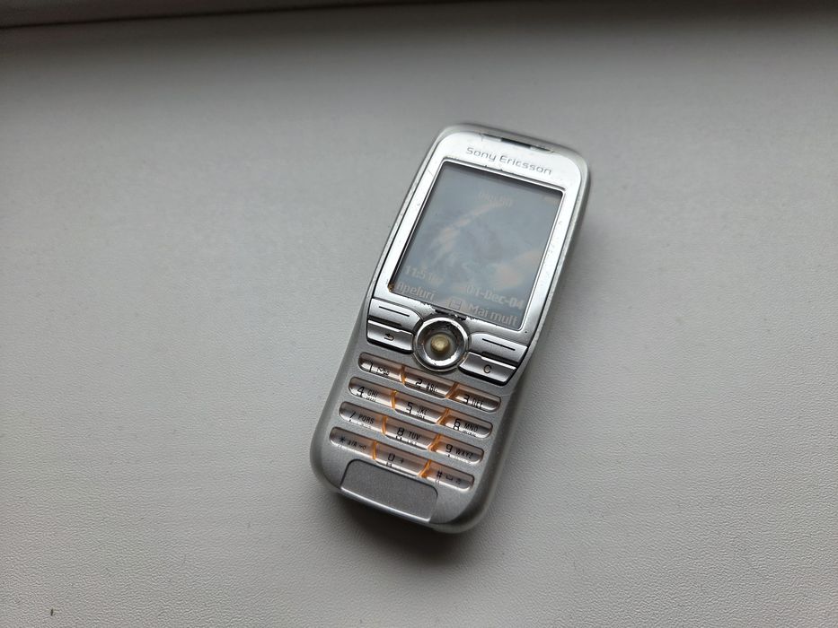 Sony Ericsson K500i - telefon de colectie