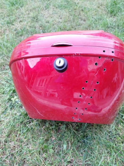 Куфар за мотор, скутер.