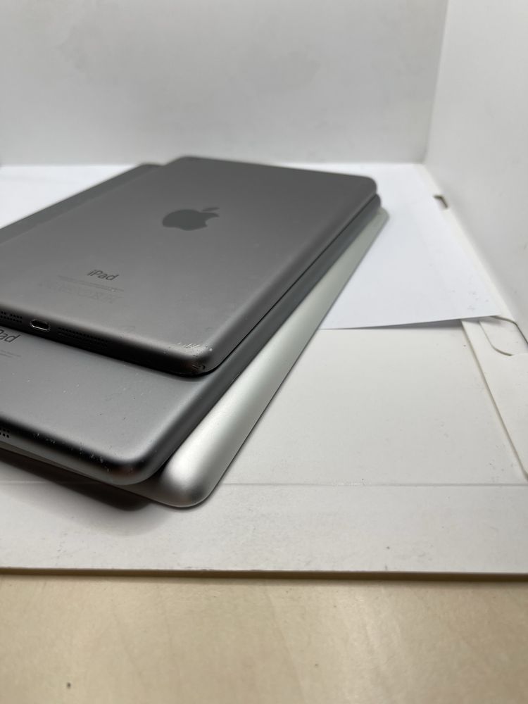 Lot iPad defecte, piese ipad mini, air, ipad 2