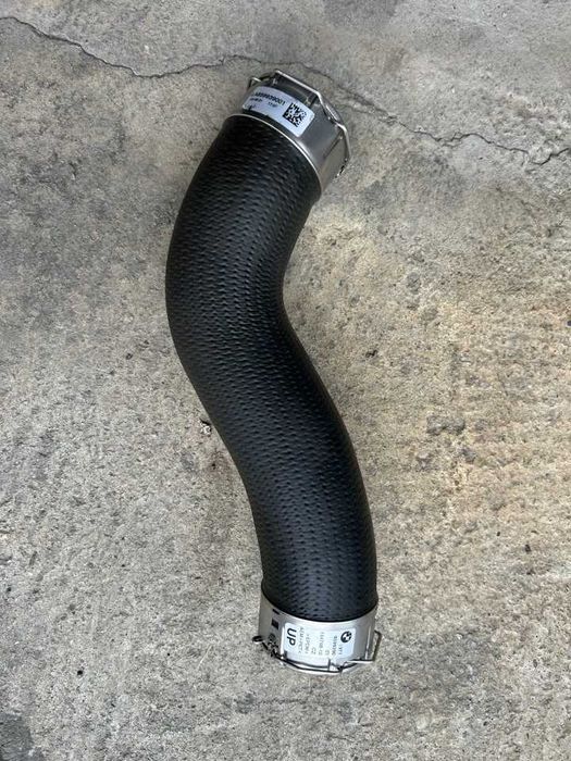 Furtun Intercooler stanga BMW 3 Series G20/G21/G28 (2018-2024)