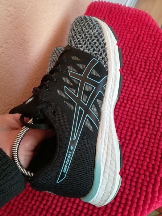 Adidași Asics nr 38 dama