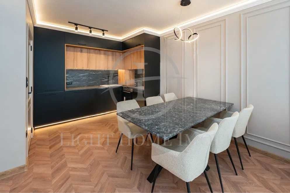 Реф. 3107 Двустаен Луксозно Обзаведен / Южен