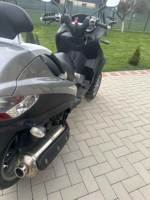 Piaggio mp3 LT 400 cm cat B