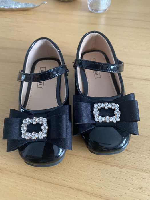 Обувь для девочки 25р за 3000 тг