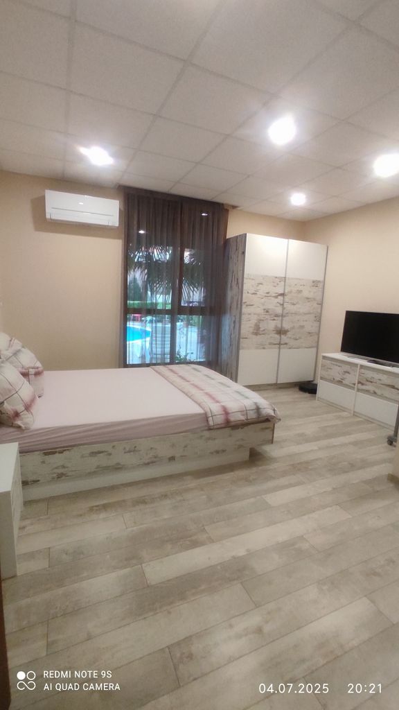 Дава се под наем Двустаен апартамент в Приморско - 110 кв.м за 102 € - Снимка #5
