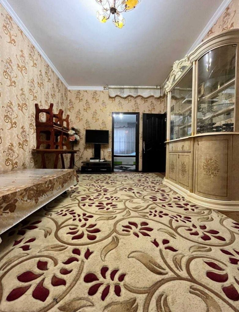 Чиланзар 20 срочно продаётся квартира 3*4/3/4