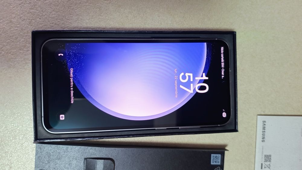 Vând telefon Samsung S23fe