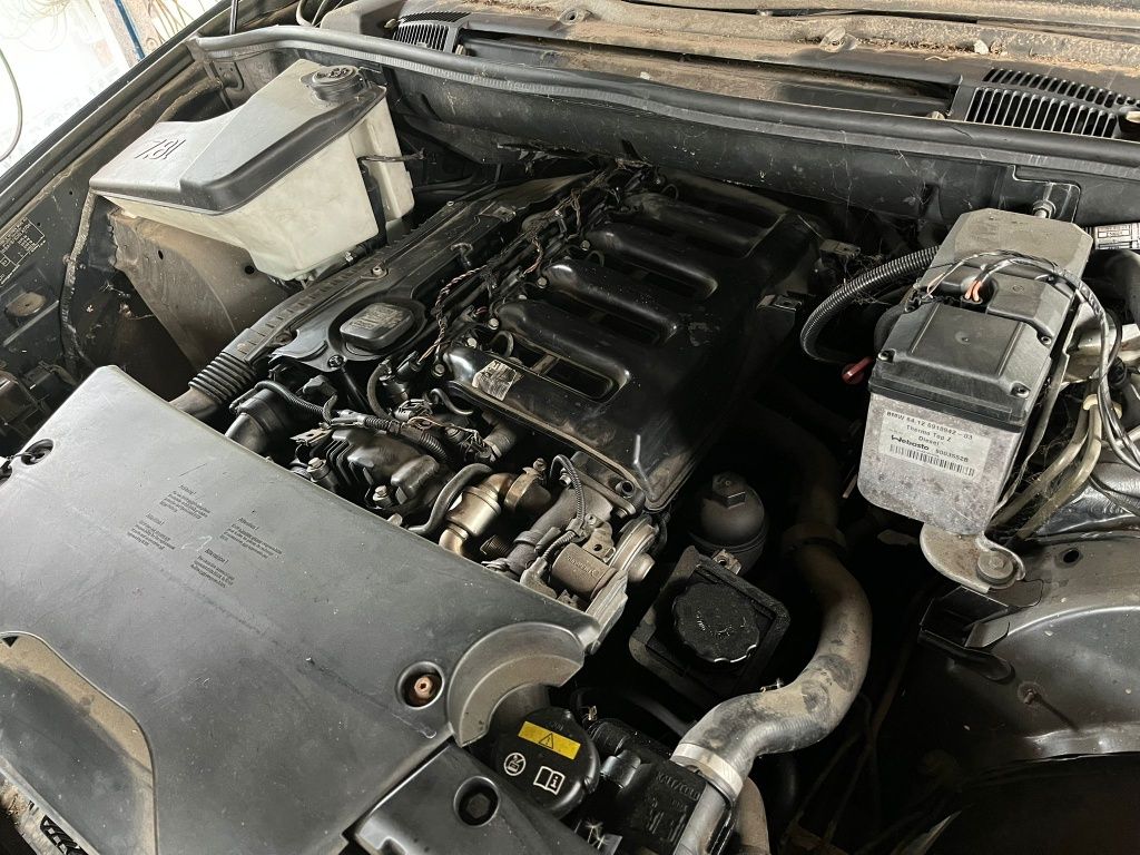 Capota far stanga dreapta bixenon aripa usa stop bmw x5 e53 3.0 diesel