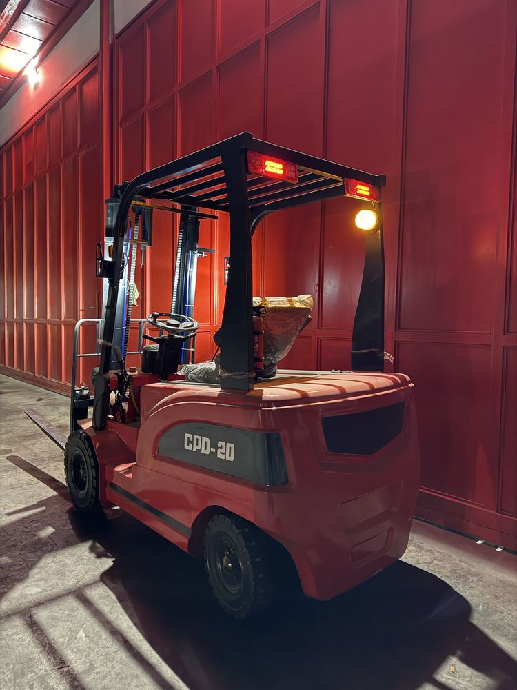 Hyster Электро кара 2 тонн 500Ah Lition