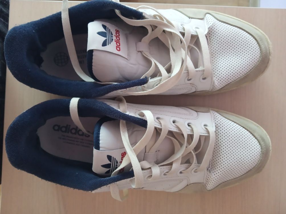 Маратонки Adidas