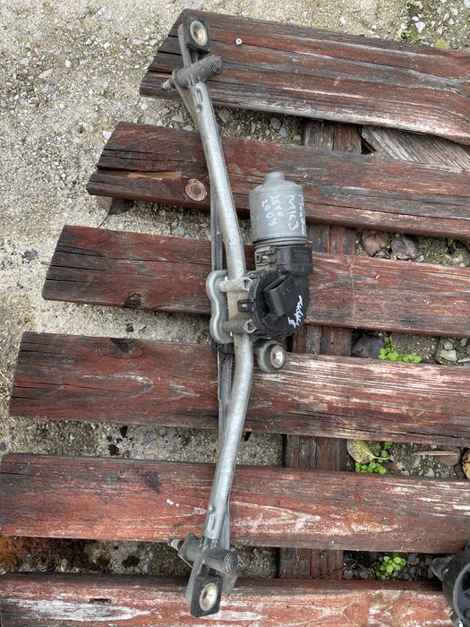 Механизам с моторче за чистачки Форд Мондио МК3