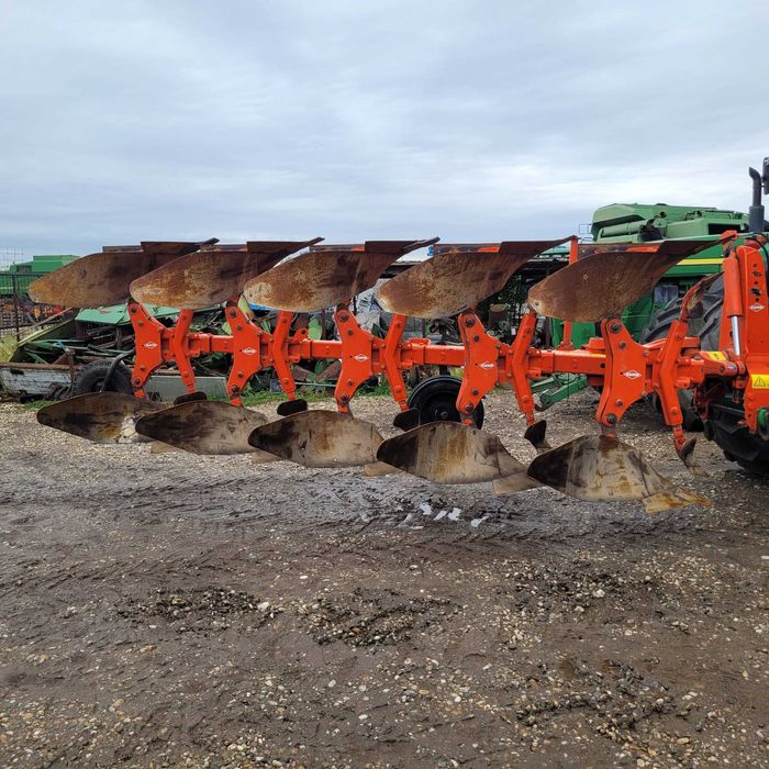 Plug Kuhn MultiMaster 113, an 2013, cu 4+1= 5 brazde reversibile