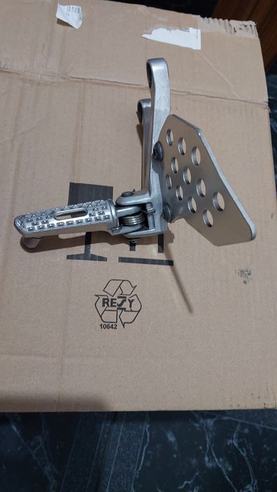 Suport scarita stanga oem complet cbr600rr pc40 pc69 2007-2024