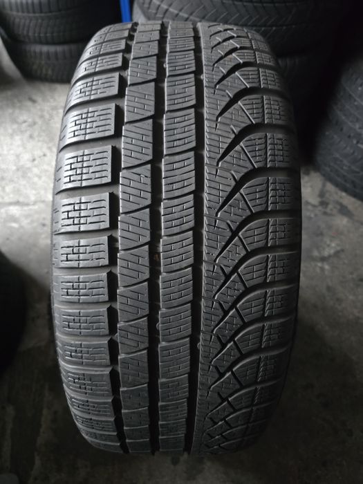 Pirelli 245/45 R18 100V MS iarnă