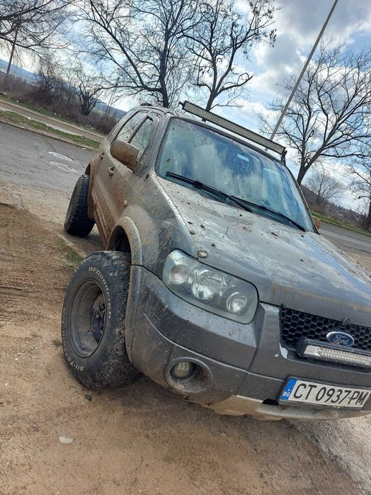 Ford MAVERICK V6 3.0 2005г. 205кс