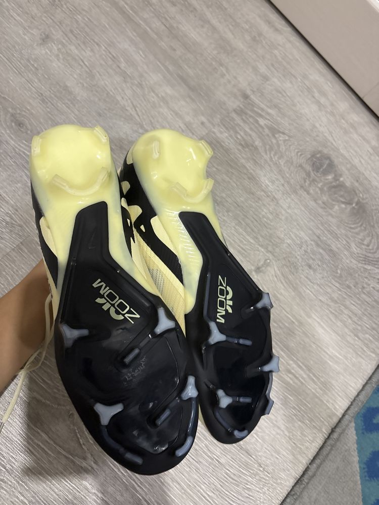 Бутсы nike mercurial