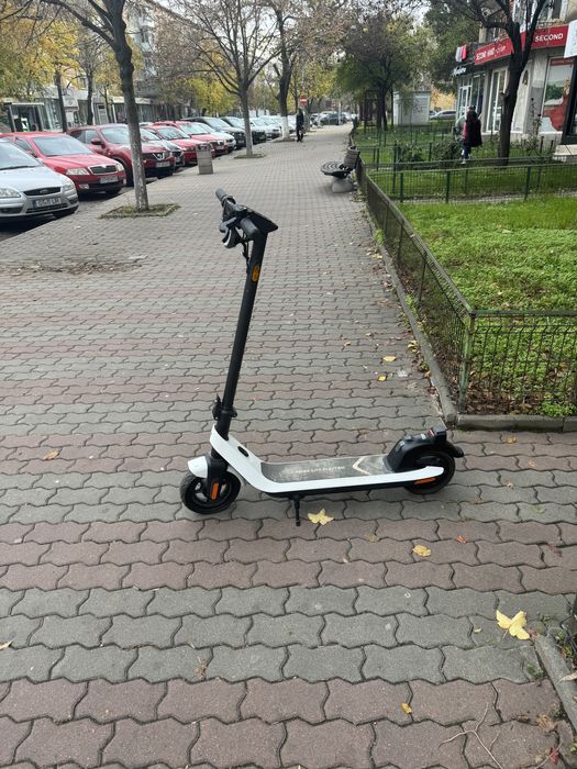 NIU KQi2 Pro electric scooter.