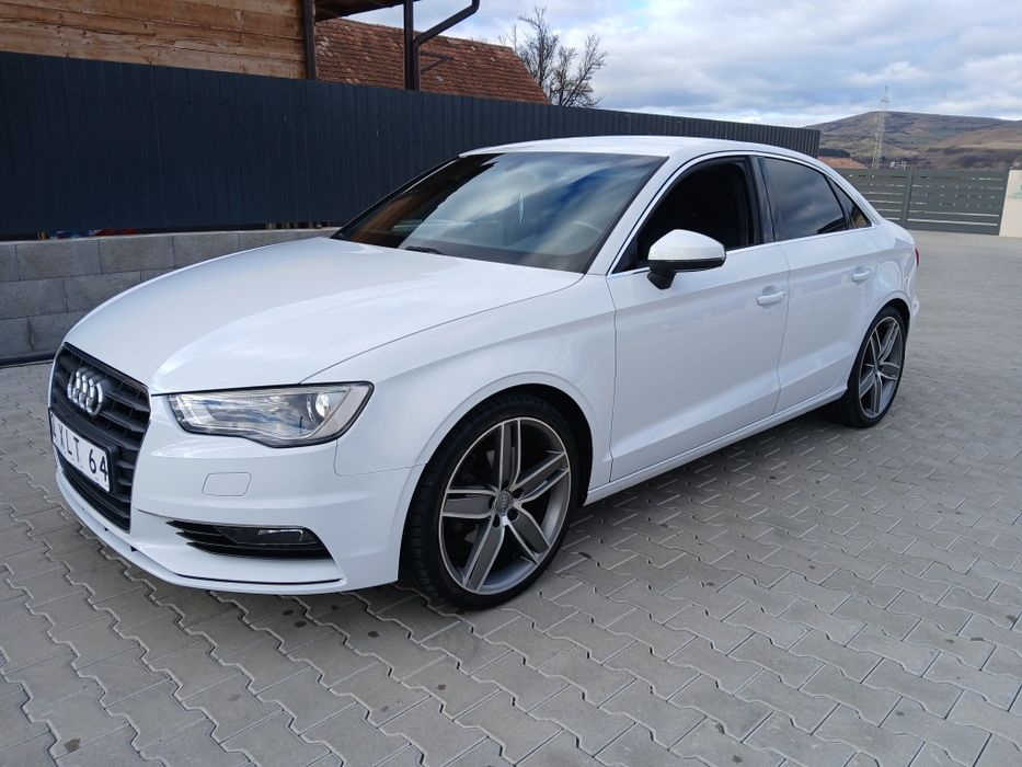 Vând Audi A3 sedan automat