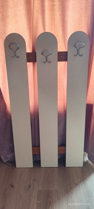 Стилно и Практично Портманто/Закачалка за Антре