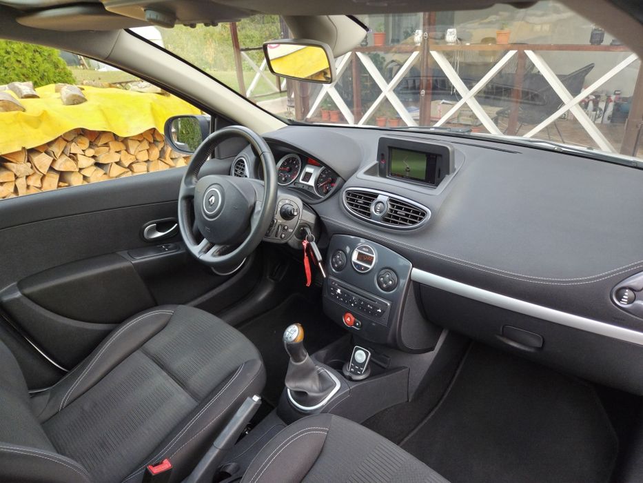 Vand renault clio benzina 1.2 euro 5