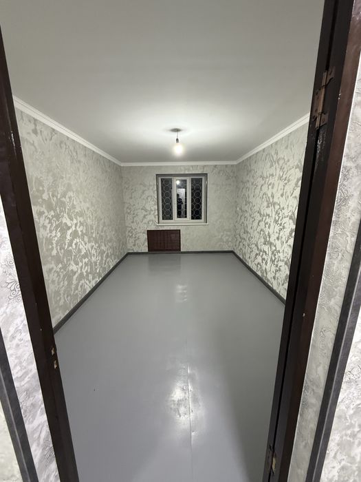 Квартира дом 1 этаж 3 комнатная Янгибазар центр Юкоричирчик