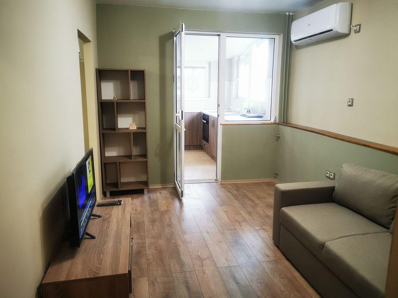 Дава се под наем Двустаен апартамент в София, Младост 4 - 60 кв.м за 550 € - Снимка #1