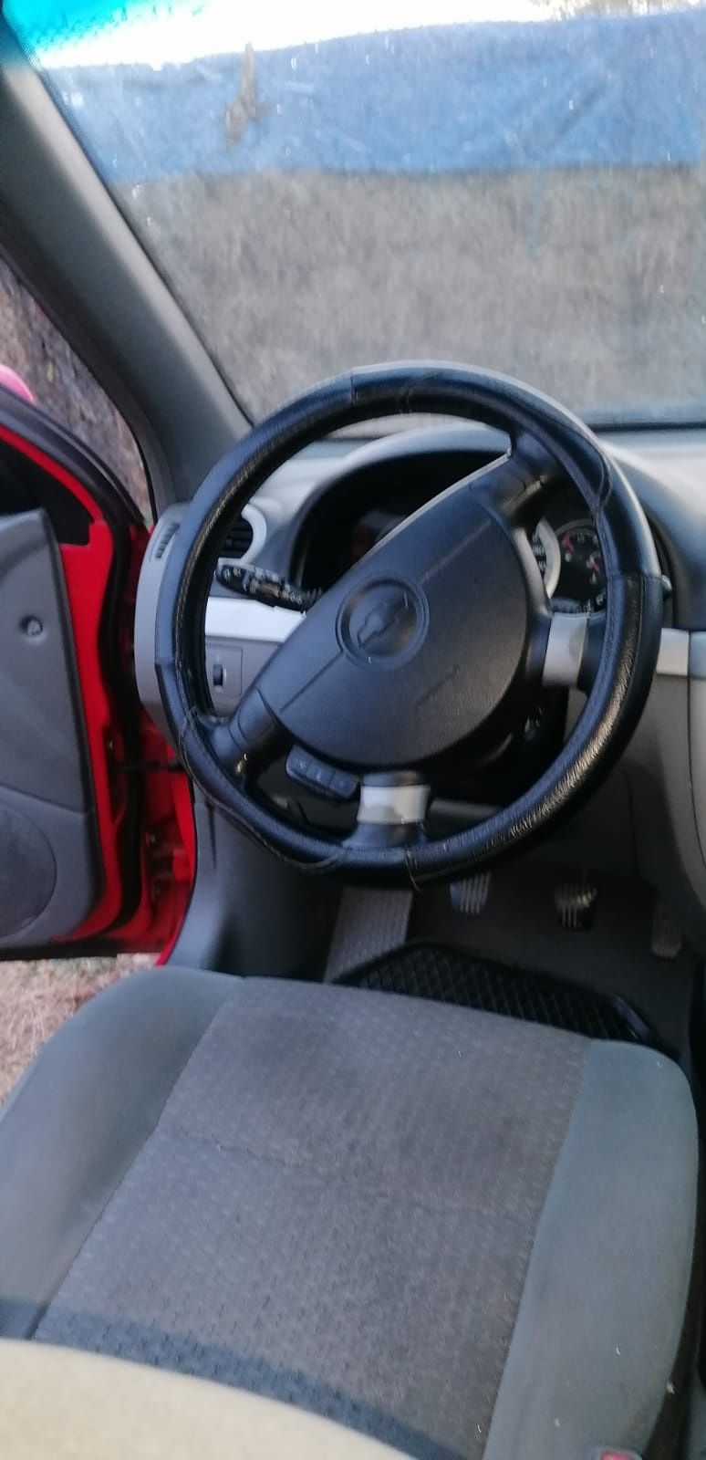 Mașina chevrolet lacetti