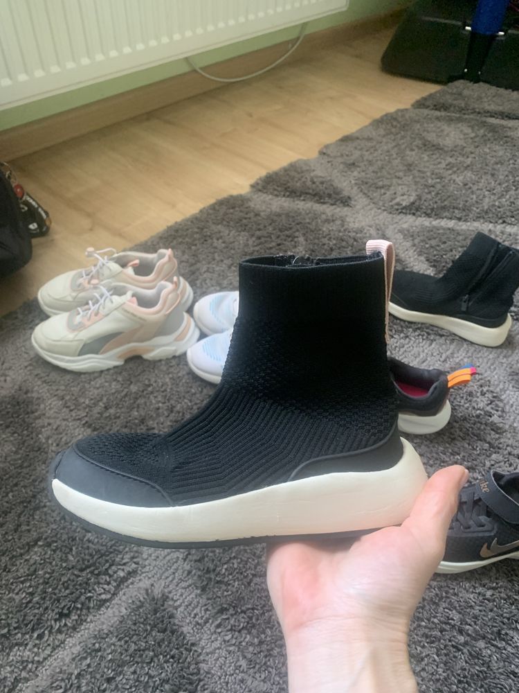 Детски  сникърси и маратонки на Calvin Klein, Nike, scechars, primi