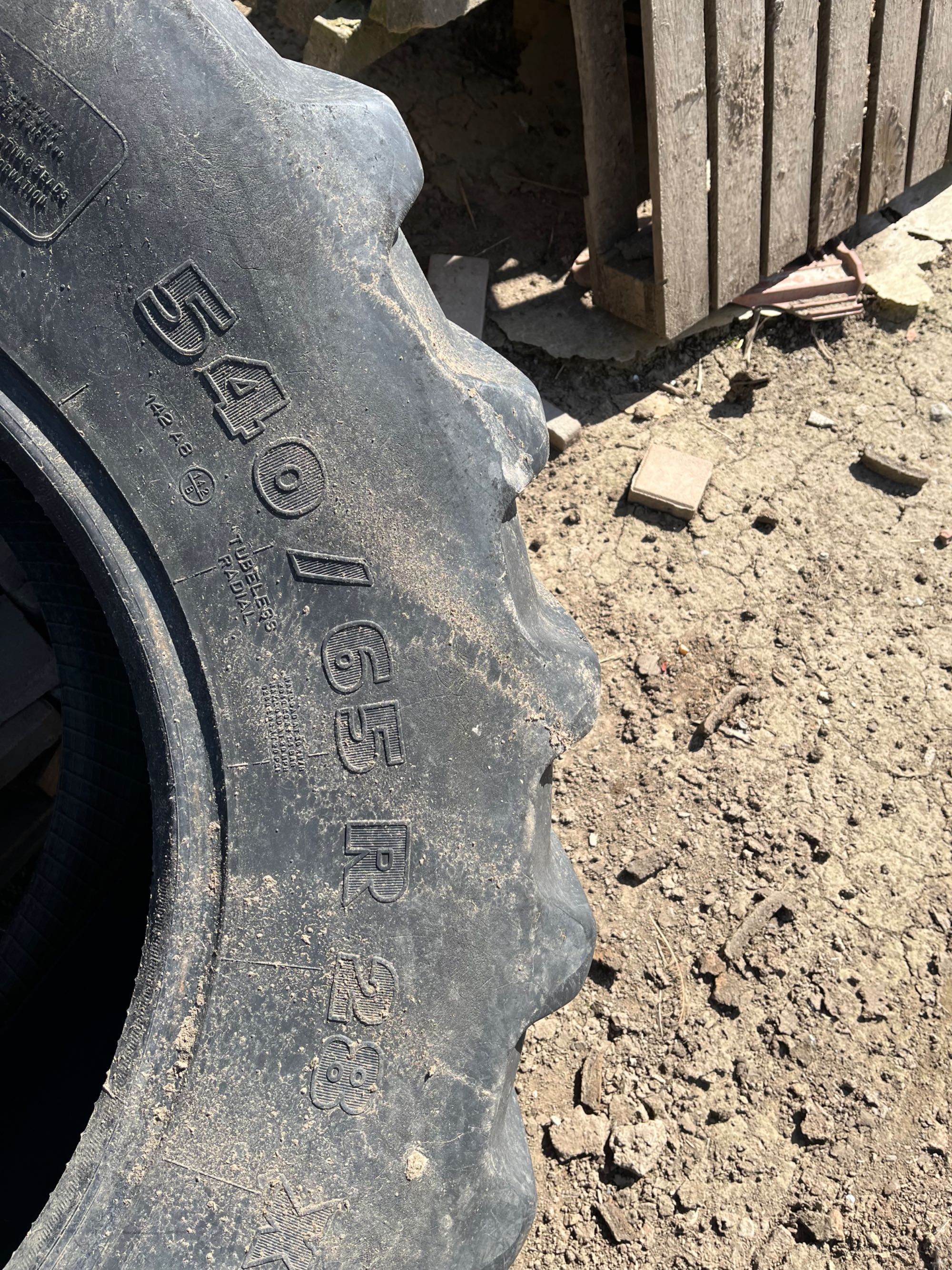 Vand 540/65R28 MICHELIN