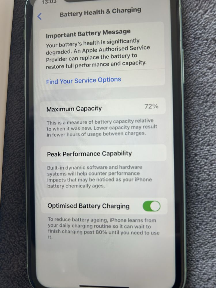 I phone 11 / 64 gb сменена батерия