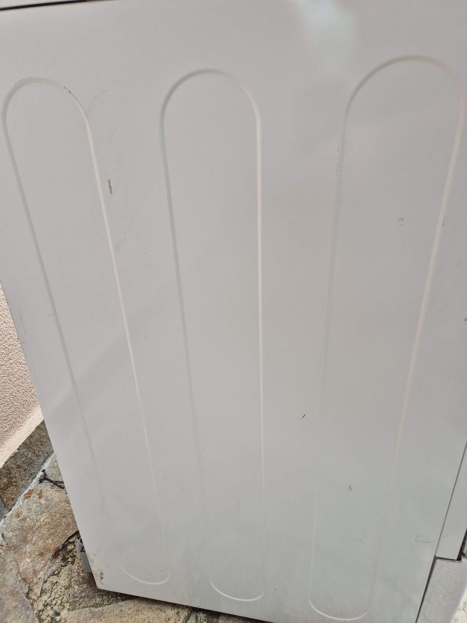 Сушилня Ariston Hotpoint TCD 751