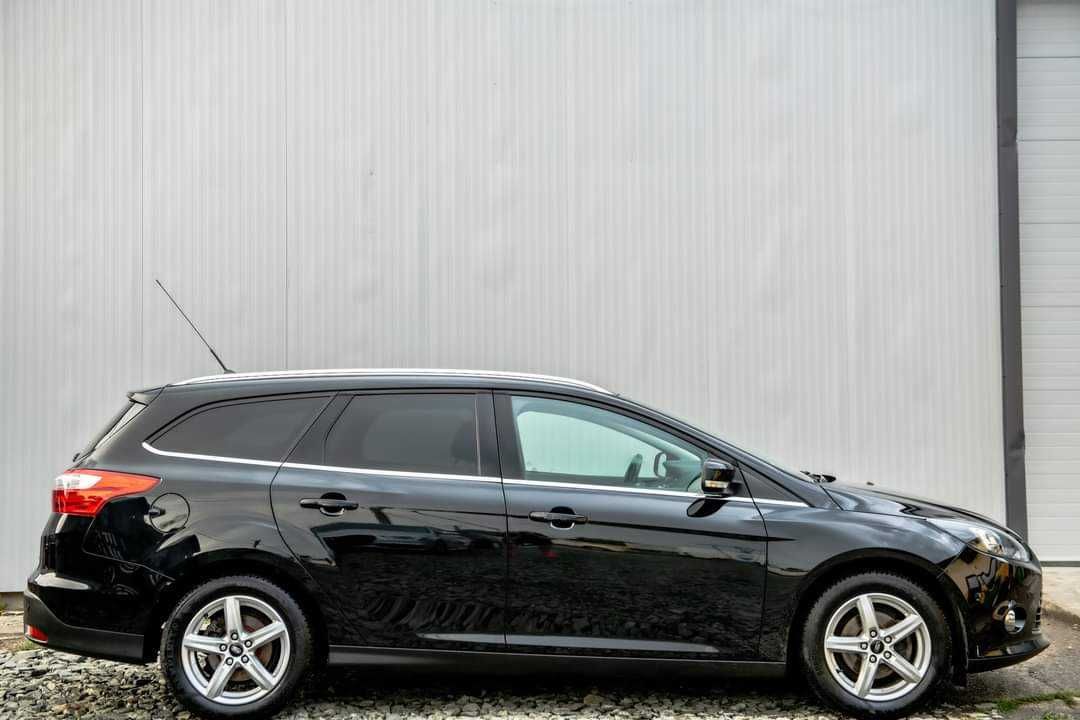 Ford Focus Titanium Plus – EcoBoost / ECOnetic