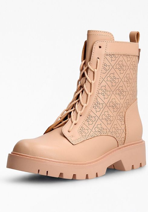 Боти Guess бежов