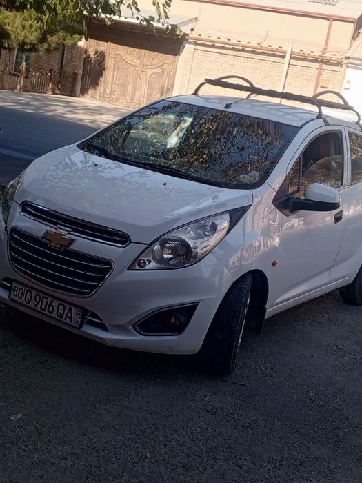 Spark chevralet sotiladi