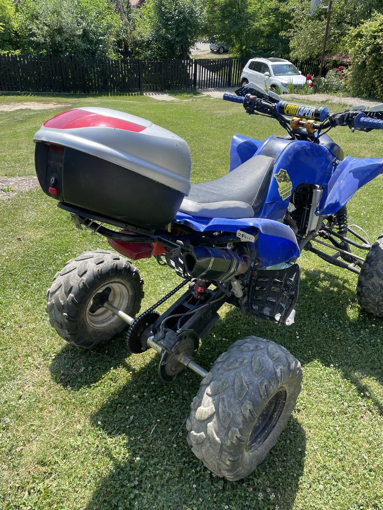 Vând atv bashan 200
