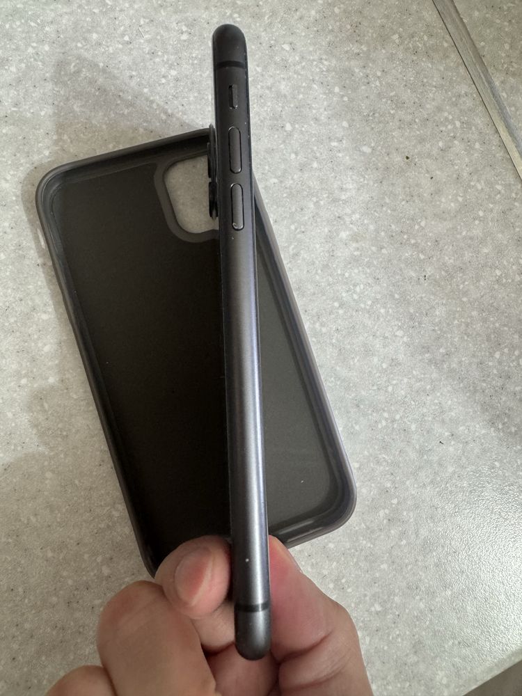 Iphone 11 128/74%