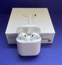 AirPods 2nd Generation cu carcasa de incarcare