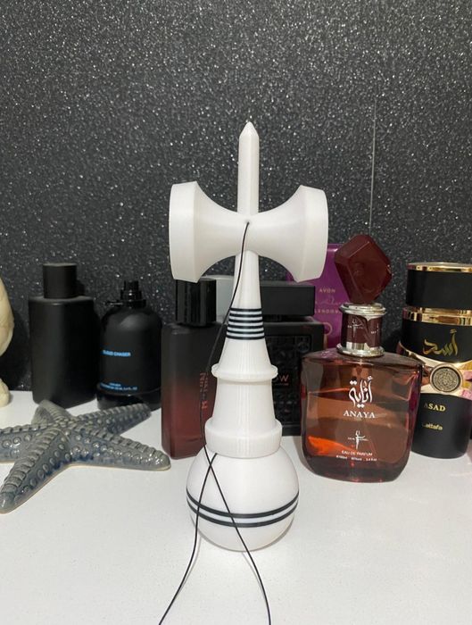 Kendama profesionala nouă