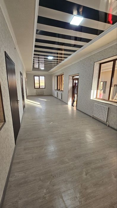 Фарход совхозида ховли  сотилади