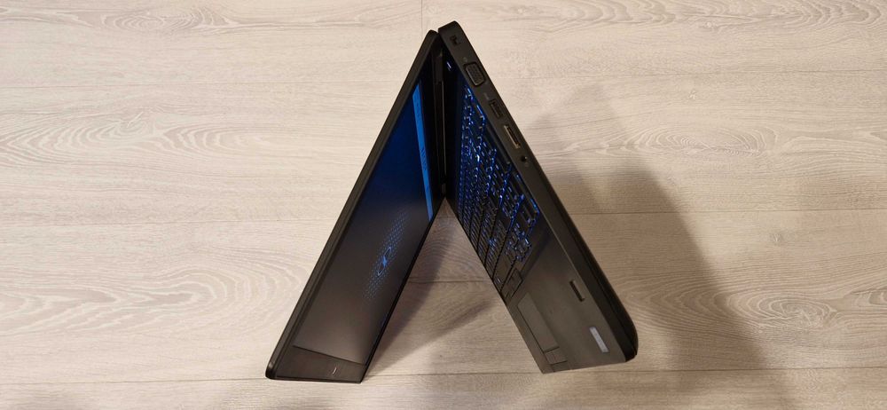 Gaming Dell i7-8850H 16GB 512GB SSD GeForxe MX130 2GB