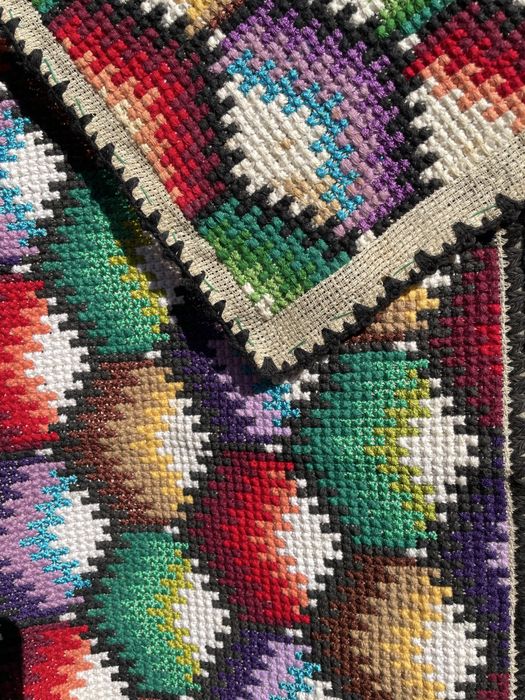 Fata de masa, articole decoratiuni