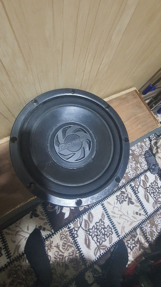 Сабвуфер subwoofer 800vat holati yaxshi