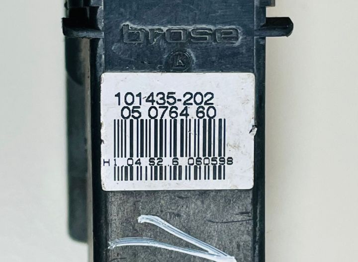 Motoras macara geam stanga fata 101435202 Volkswagen VW Passat B5 ser