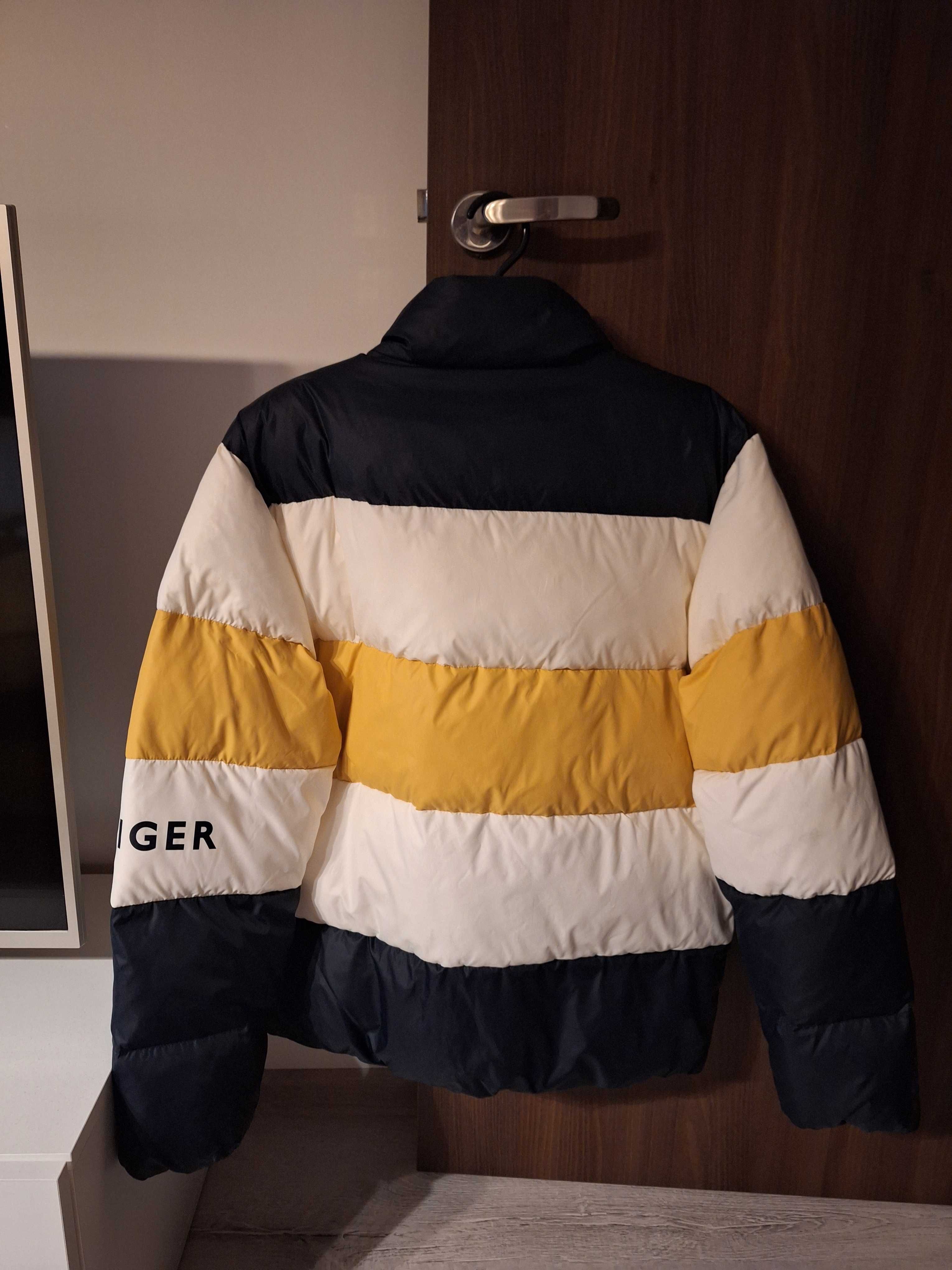 Зимно яке Tommy Hilfiger размер 176