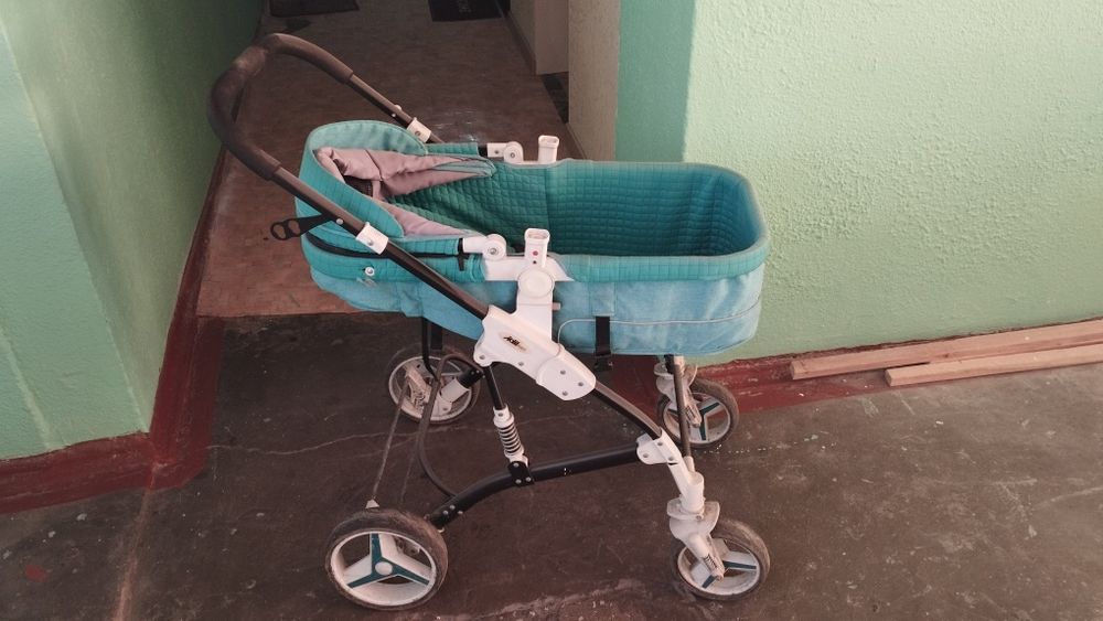 Детская коляска б/у