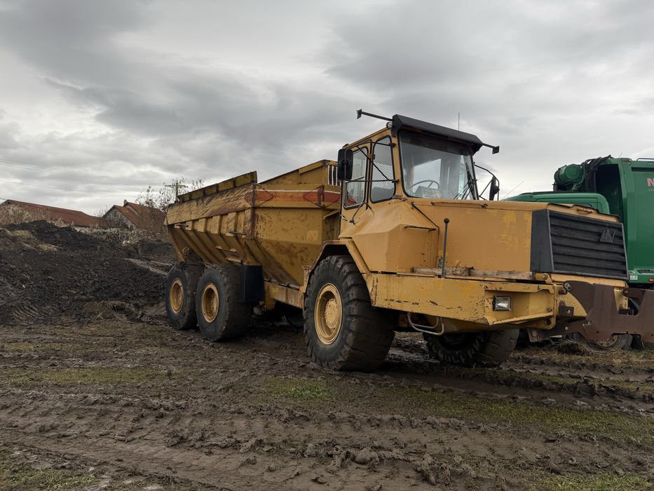 De vanzare Dumper Moxy 6225B 6x6 .