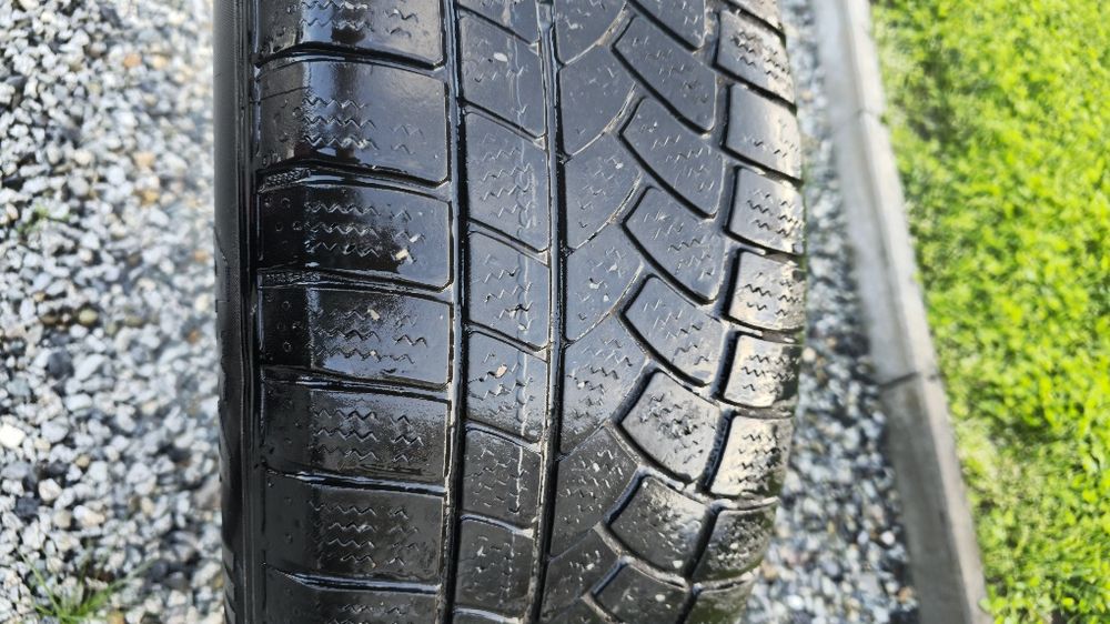 Jante Volvo  235/60/18 M+S iarna