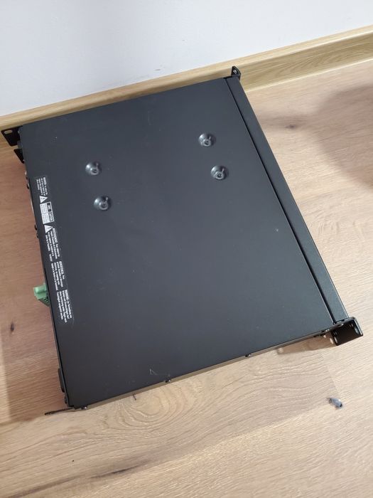Amplificator qsc